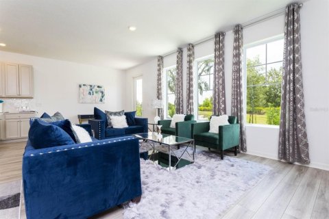 Townhouse in Davenport, Florida 4 bedrooms, 201.97 sq.m. № 2222589 - photo 10