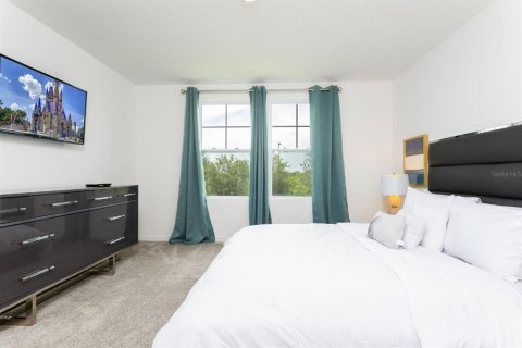 Townhouse in Davenport, Florida 4 bedrooms, 201.97 sq.m. № 2222589 - photo 17