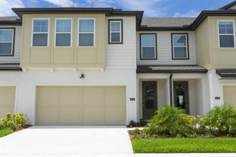 Townhouse in Davenport, Florida 4 bedrooms, 201.97 sq.m. № 2222589