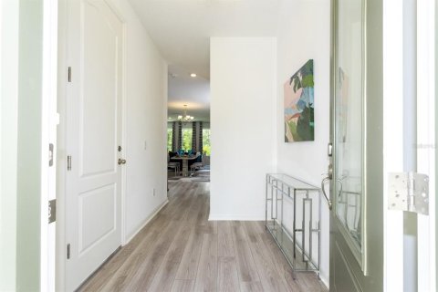 Townhouse in Davenport, Florida 4 bedrooms, 201.97 sq.m. № 2222589 - photo 2