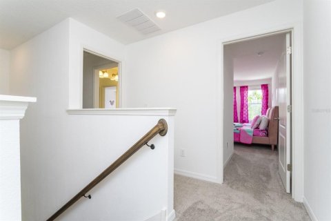 Townhouse in Davenport, Florida 4 bedrooms, 201.97 sq.m. № 2222589 - photo 22