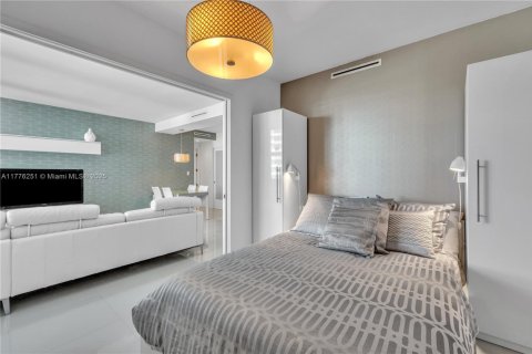 Condominio en venta en Miami Beach, Florida, 2 dormitorios, 94.67 m2 № 1698186 - foto 7