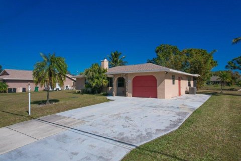 Villa ou maison à vendre à Port St. Lucie, Floride: 2 chambres, 143.72 m2 № 2265782 - photo 25