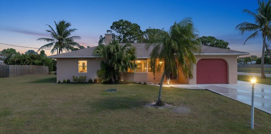 Villa ou maison à Port St. Lucie, Floride 2 chambres, 143.72 m2 № 2265782