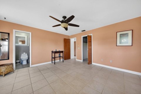 Villa ou maison à vendre à Port St. Lucie, Floride: 2 chambres, 143.72 m2 № 2265782 - photo 12