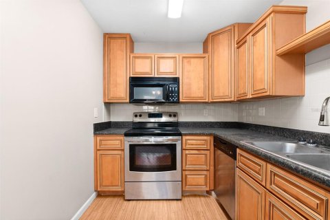 Condominio en venta en Gainesville, Florida, 2 dormitorios, 83.61 m2 № 1510792 - foto 5