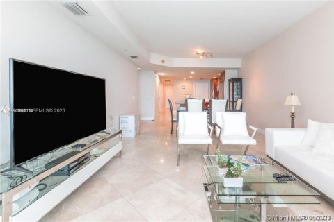 Condo in Miami Beach, Florida, 3 bedrooms № 2062627 - photo 3