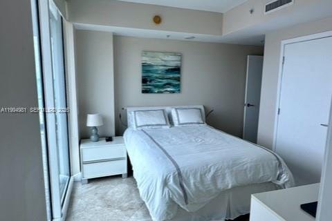 Condo in Miami Beach, Florida, 3 bedrooms № 2062627 - photo 12