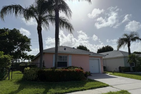 Villa ou maison à Boynton Beach, Floride 3 chambres, 128.76 m2 № 2254537