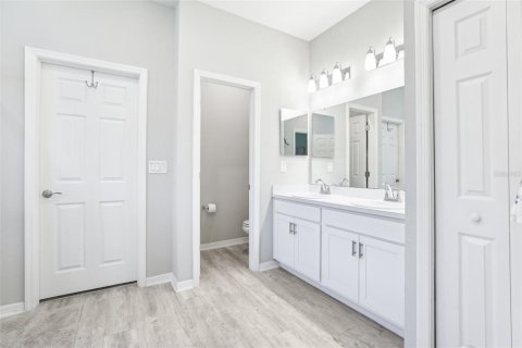Casa en venta en Mulberry, Florida, 5 dormitorios, 235.04 m2 № 1757914 - foto 17