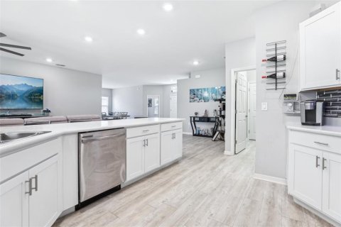 Casa en venta en Mulberry, Florida, 5 dormitorios, 235.04 m2 № 1757914 - foto 13