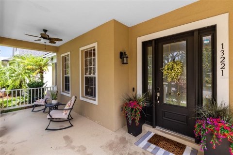 Casa en venta en Orlando, Florida, 5 dormitorios, 331.29 m2 № 1900336 - foto 5