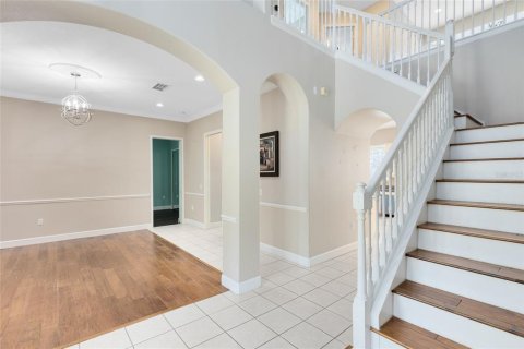 Casa en venta en Orlando, Florida, 5 dormitorios, 331.29 m2 № 1900336 - foto 22