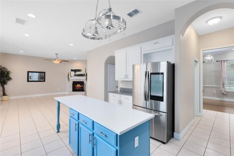 Casa en venta en Orlando, Florida, 5 dormitorios, 331.29 m2 № 1900336 - foto 13