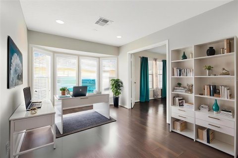 Casa en venta en Orlando, Florida, 5 dormitorios, 331.29 m2 № 1900336 - foto 24