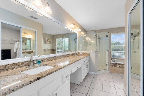 Casa en venta en Orlando, Florida, 5 dormitorios, 331.29 m2 № 1900336 - foto 27