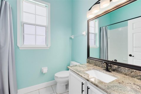 Casa en venta en Orlando, Florida, 5 dormitorios, 331.29 m2 № 1900336 - foto 21