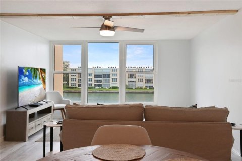 Copropriété à louer à South Pasadena, Floride: 1 chambre, 71.07 m2 № 1826472 - photo 2