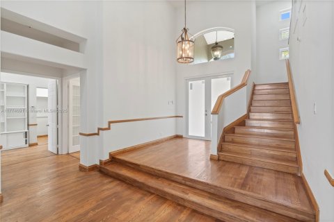 Casa en venta en Pembroke Pines, Florida, 6 dormitorios, 442.77 m2 № 1868778 - foto 7