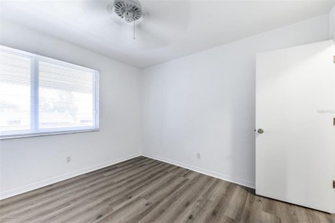 Condominio en alquiler en Port Charlotte, Florida, 2 dormitorios, 97.18 m2 № 1883757 - foto 28