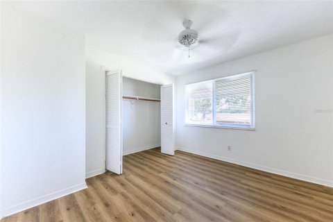 Condominio en alquiler en Port Charlotte, Florida, 2 dormitorios, 97.18 m2 № 1883757 - foto 27