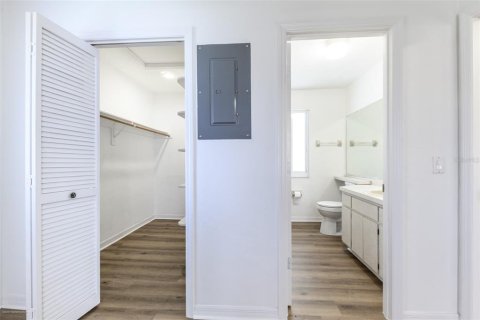 Condominio en alquiler en Port Charlotte, Florida, 2 dormitorios, 97.18 m2 № 1883757 - foto 21