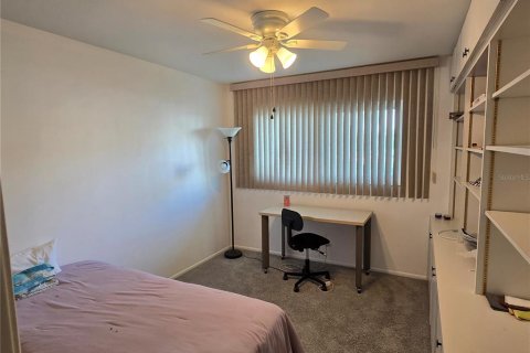 Condo in Clearwater, Florida, 2 bedrooms № 2122819 - photo 15