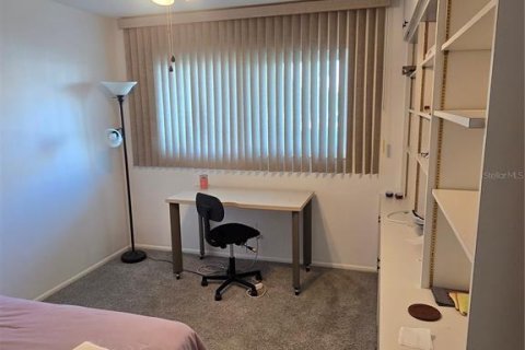 Condo in Clearwater, Florida, 2 bedrooms № 2122819 - photo 17