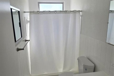 Condo in Clearwater, Florida, 2 bedrooms № 2122819 - photo 12