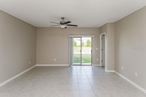 Casa en alquiler en Apollo Beach, Florida, 5 dormitorios, 224.36 m2 № 1902763 - foto 5