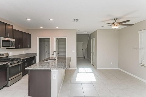 Casa en alquiler en Apollo Beach, Florida, 5 dormitorios, 224.36 m2 № 1902763 - foto 6