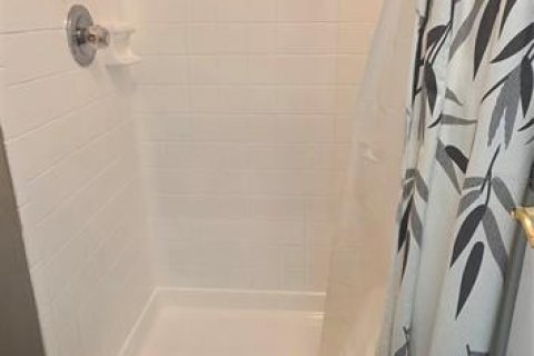 Condo in Zephyrhills, Florida, 2 bedrooms  № 2149054 - photo 24