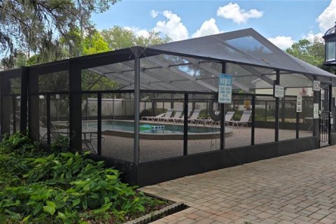 Condo in Zephyrhills, Florida, 2 bedrooms  № 2149054 - photo 25