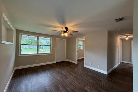Villa ou maison à louer à Largo, Floride: 3 chambres, 78.04 m2 № 2433677 - photo 11
