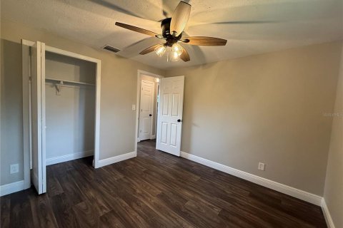 Villa ou maison à louer à Largo, Floride: 3 chambres, 78.04 m2 № 2433677 - photo 6