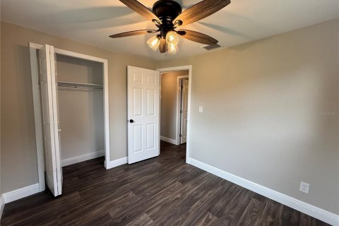 Villa ou maison à louer à Largo, Floride: 3 chambres, 78.04 m2 № 2433677 - photo 10