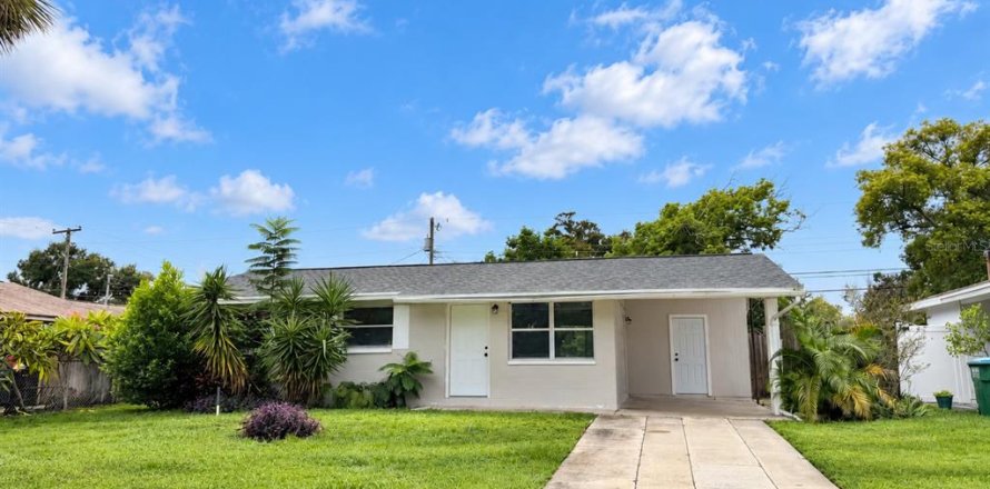 Villa ou maison à Largo, Floride 3 chambres, 78.04 m2 № 2433677