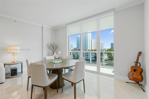 Copropriété à vendre à Aventura, Floride: 2 chambres, 164.62 m2 № 1945770 - photo 17