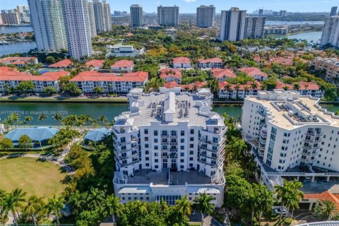 Copropriété à vendre à Aventura, Floride: 2 chambres, 164.62 m2 № 1945770 - photo 3