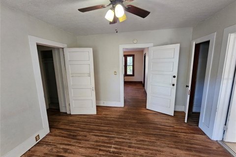House in DeLand, Florida 4 bedrooms, 134.34 sq.m. № 1525881 - photo 22