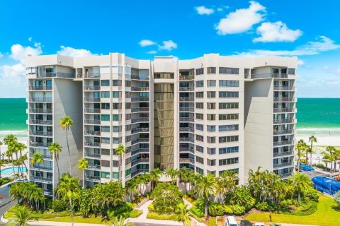 Copropriété à vendre à Clearwater, Floride: 2 chambres, 170.94 m2 № 2289697 - photo 2