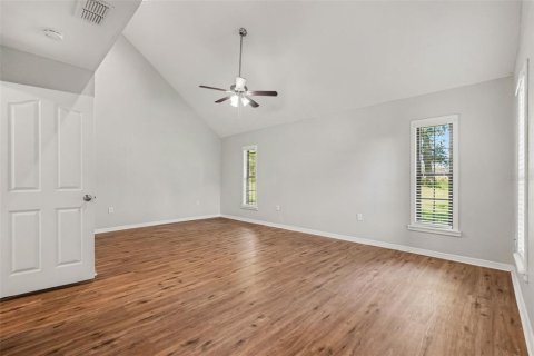 House in Seffner, Florida 3 bedrooms, 314.94 sq.m. № 2396584 - photo 18