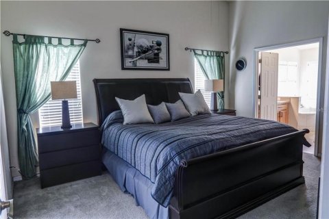 Casa en alquiler en Orlando, Florida, 3 dormitorios, 156.63 m2 № 2219381 - foto 3