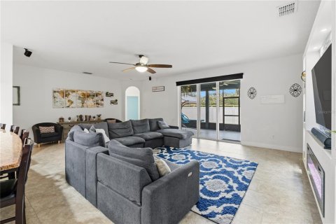 Villa ou maison à vendre à Auburndale, Floride: 5 chambres, 283.44 m2 № 2220541 - photo 20