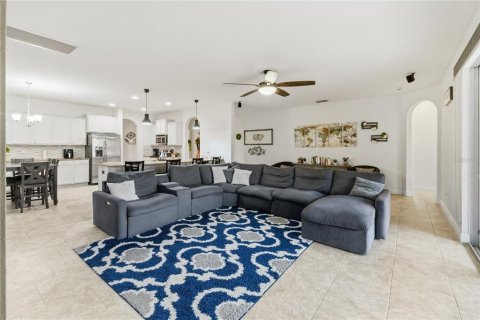 Villa ou maison à vendre à Auburndale, Floride: 5 chambres, 283.44 m2 № 2220541 - photo 22