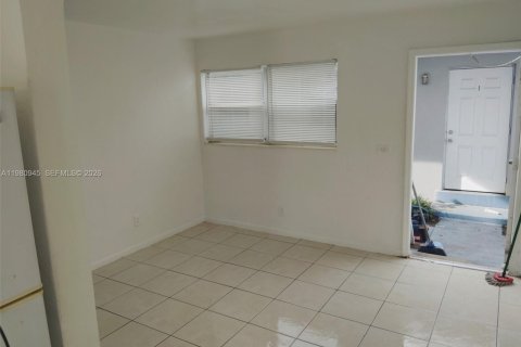 Apartment in Fort Lauderdale, Florida 2 bedrooms, 71.53 sq.m. № 2043066 - photo 3