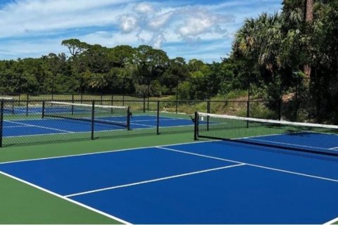 Touwnhouse à vendre à Palm Harbor, Floride: 3 chambres, 207.64 m2 № 2408423 - photo 16