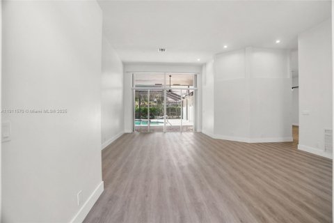 Casa en venta en Weston, Florida, 5 dormitorios, 229.75 m2 № 1967373 - foto 3