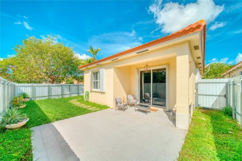 Casa en venta en Homestead, Florida, 3 dormitorios, 149.57 m2 № 1919963 - foto 6