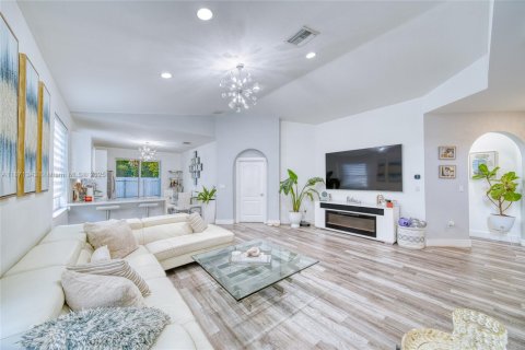 Casa en venta en Homestead, Florida, 3 dormitorios, 149.57 m2 № 1919963 - foto 7